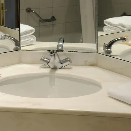 Bellagio Marne-la-vallee By Popinns Hotel Bussy-Saint-Georges