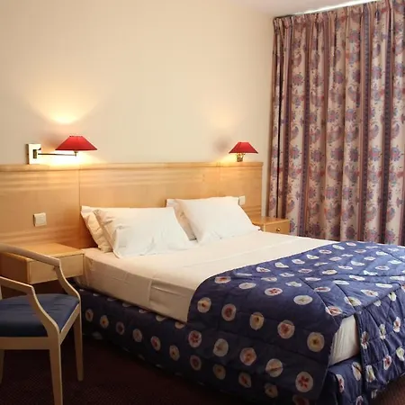 Bellagio Marne-la-vallee By Popinns Hotel 2*